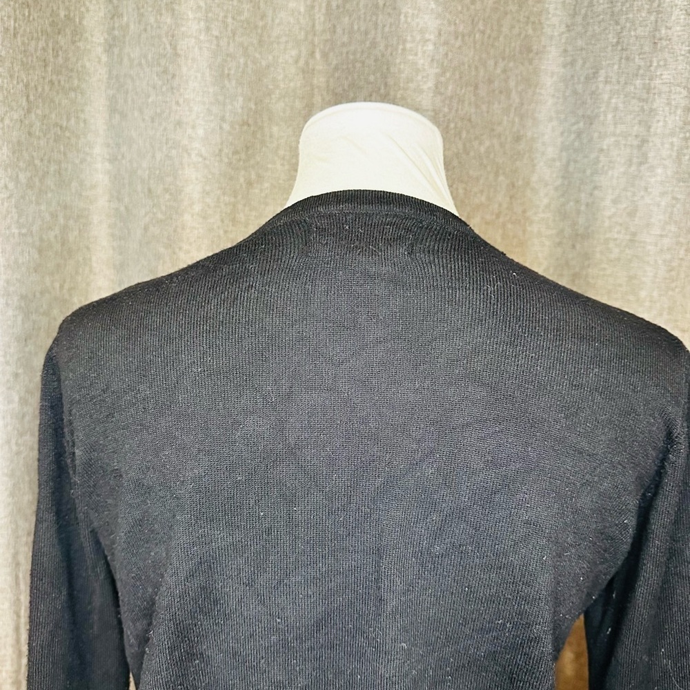 Elegant Black Button-Up Women's Cardigan - Picture 8 of 11